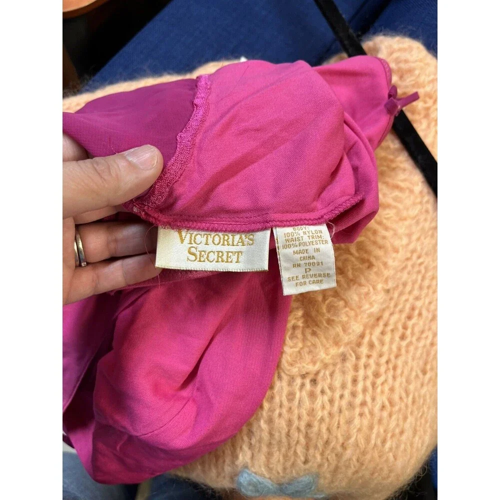 Vintage Victoria’s Secret Gold Label Hot Pink Embroidered Baroque Lace overlay P